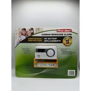 First Alert 10-Year Carbon Monoxide Alarm Digital Display Sealed CO1210CP1